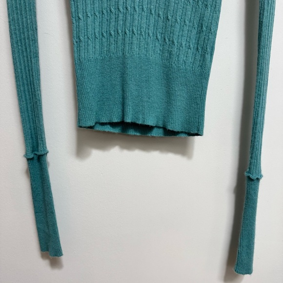 Vintage Hollister Y2K Ribbed Knit Deep V-Neck Sweater Large - Picture 5 of 10